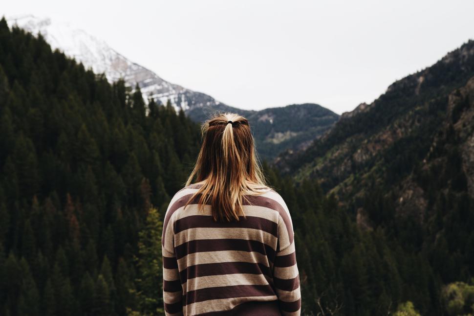 Summer Adventures Start Here: Keep Bugs Away Naturally With TickWise